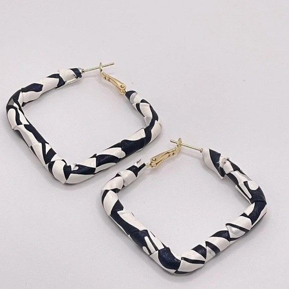 Black and White Striped Leather Winding Square Geometric Female Earrings - Picture 2 of 4